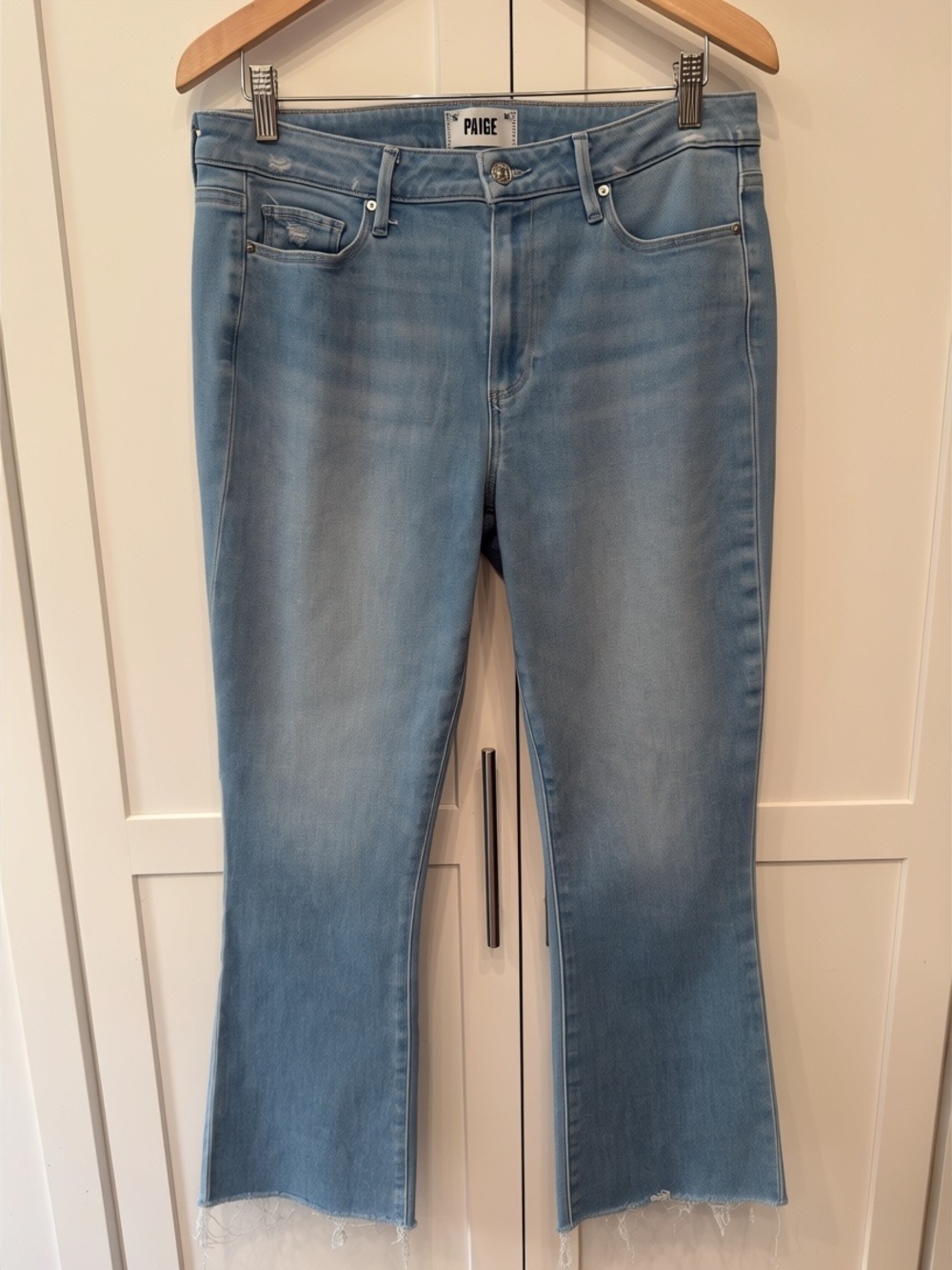 PAIGE Colette Crop Flare Jeans Sky Touch Distressed Size 31